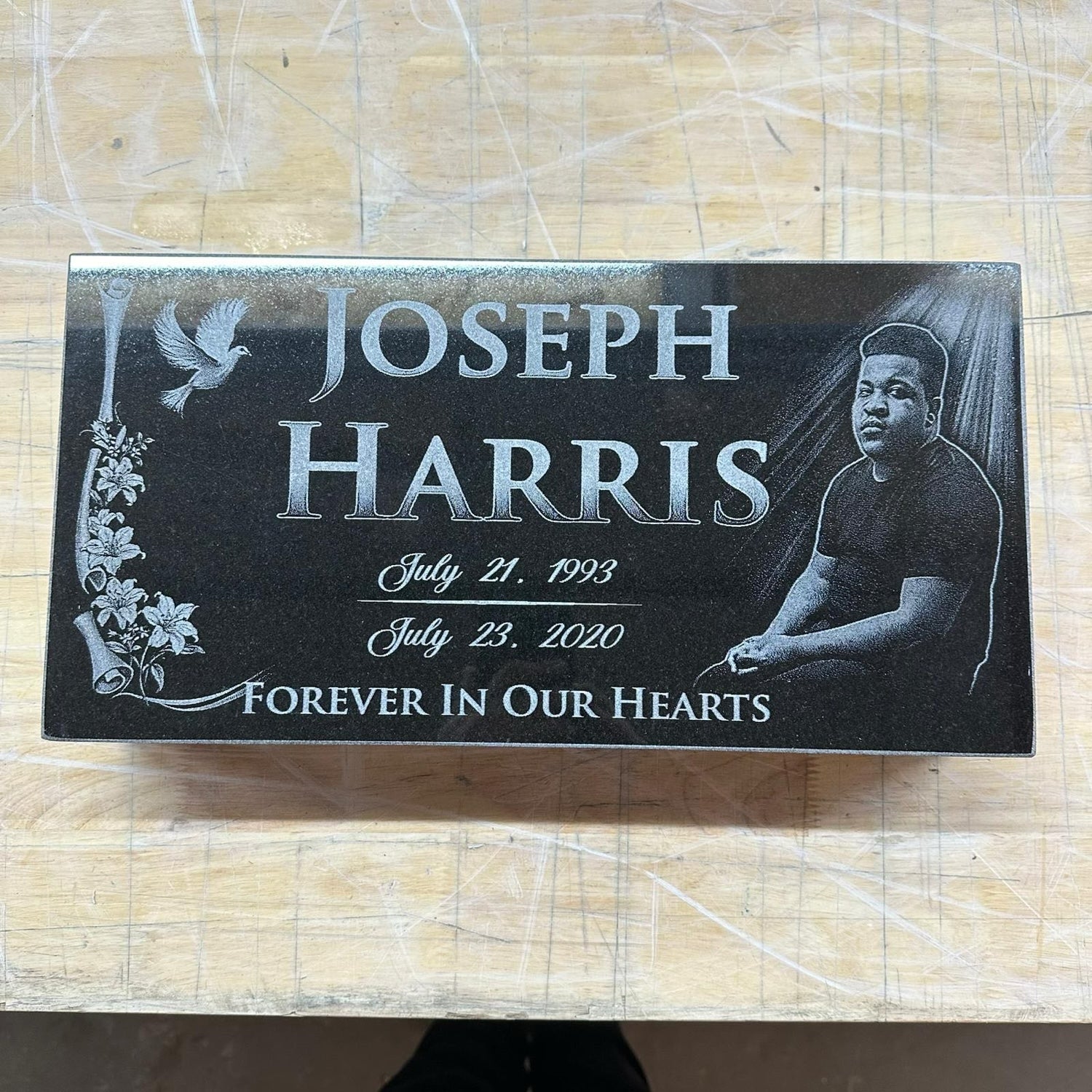 Elegant Swan Engraved Black Granite Headstone Memorial Marker with Custom Name and Dates